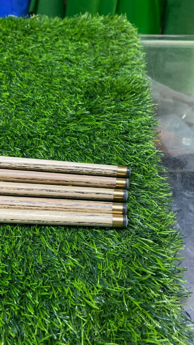 Grand 3pc Snooker cue black Wood