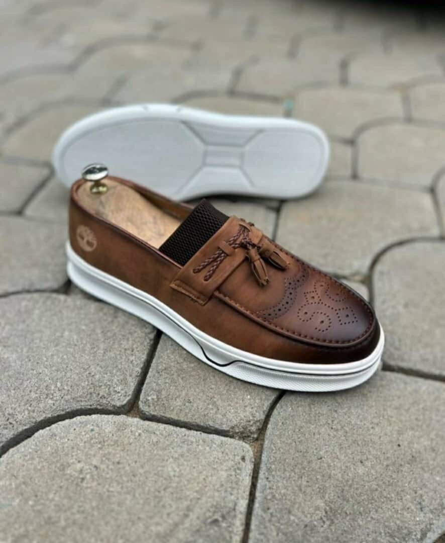 Mocassins en cuir élégants hommes