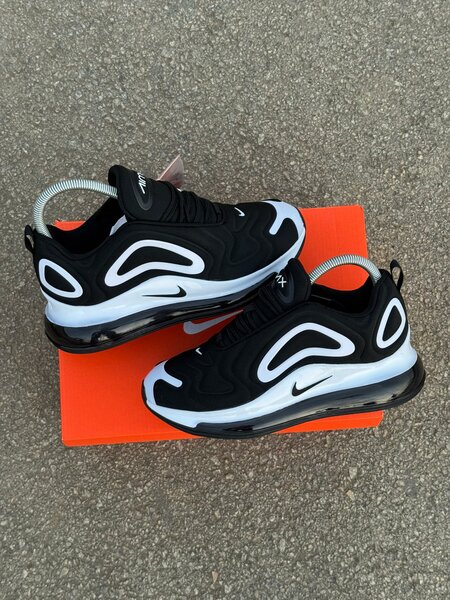 Baskets Air Max 720 Noir Blanc