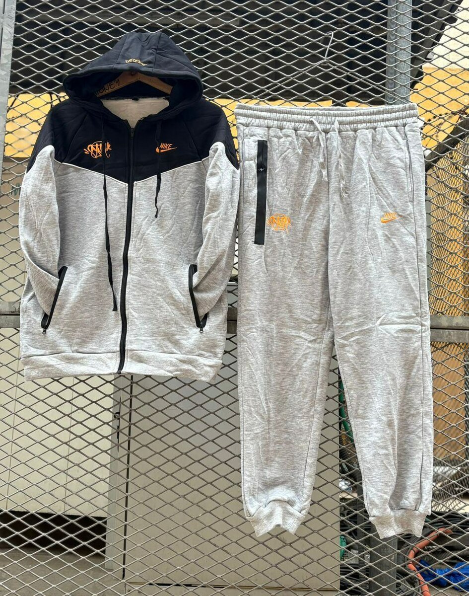 Ensemble de survêtement à capuche