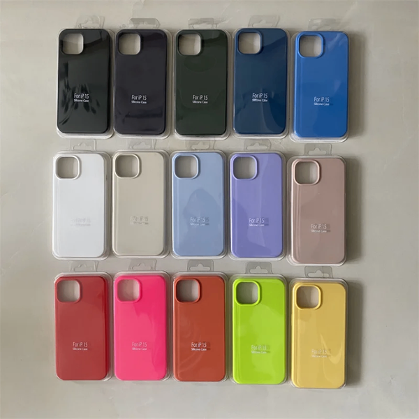 Coque Silicone iPhone 15 Colorée
