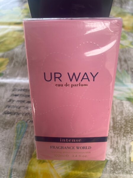 Parfum UR WAY Intense