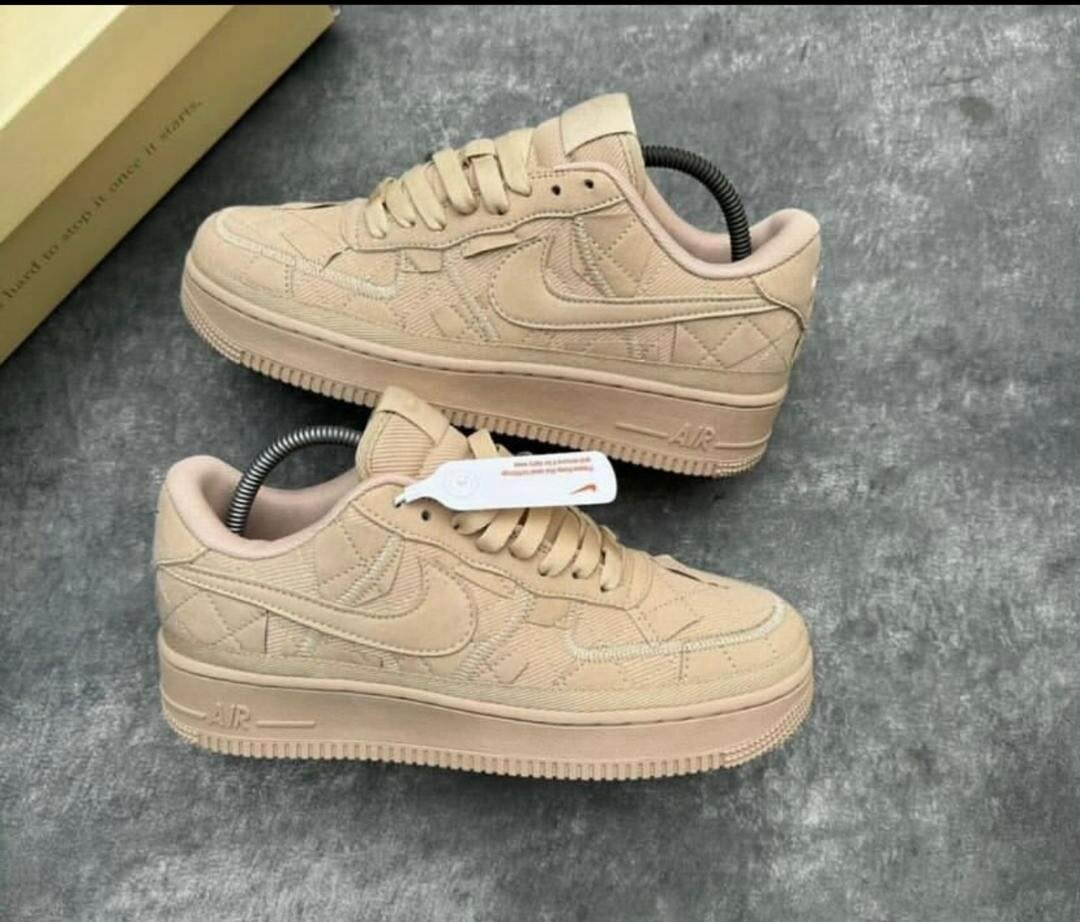 NIKE AIRFORCE CLASSIC