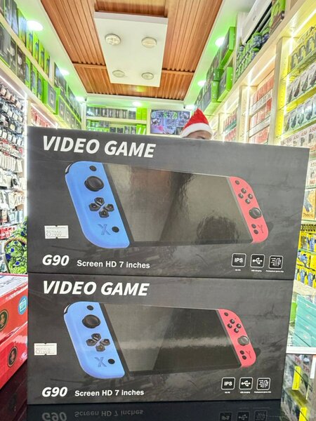 G90 Portable Gaming Console