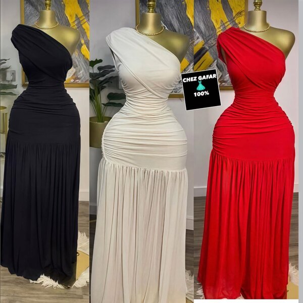 Robe longue asymétrique élégante