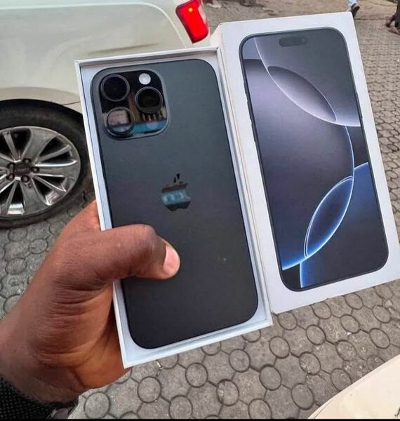 IPhone 16 pro max 256GO