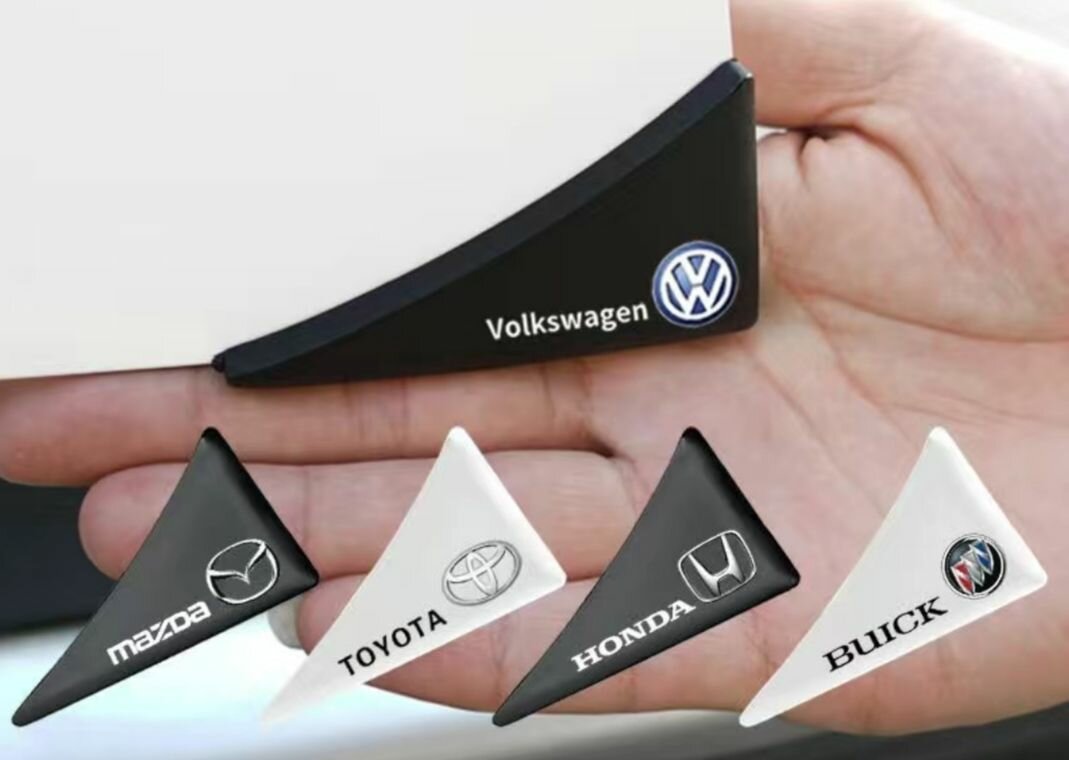 Угловая пласмасовая зашита при отрываниии дверей