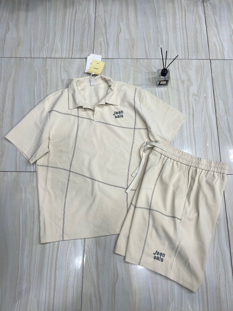 Non branded top and down