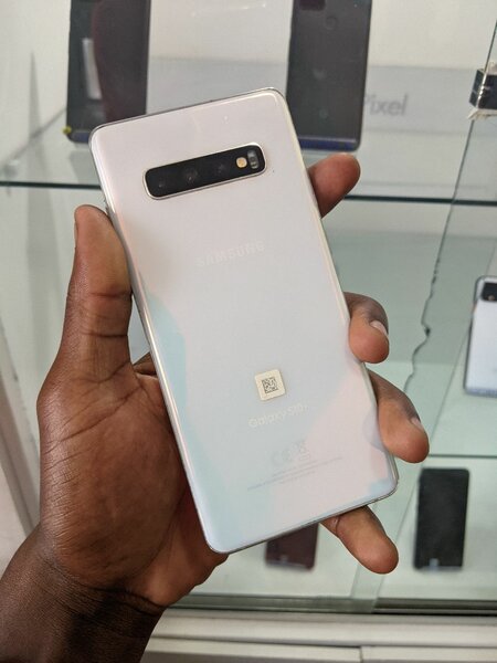 Samsung Galaxy S10 plus