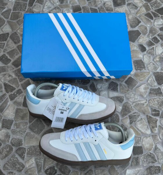 Sneakers Adidas Classic Style