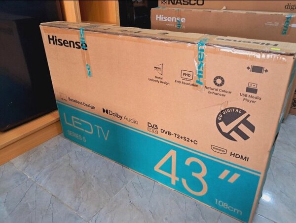 Hisense 43inches smart television