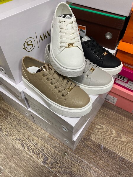 Новинки хит 2025