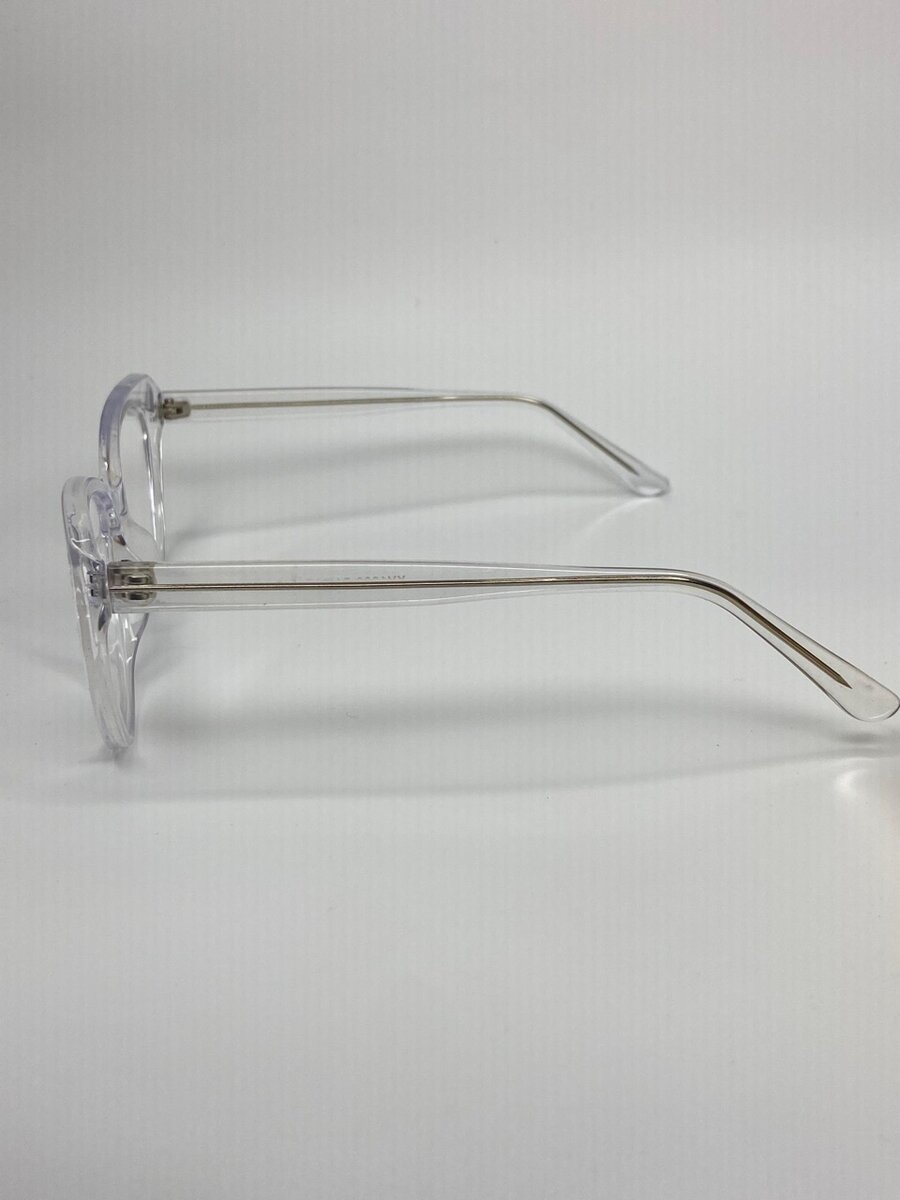 White Photochromic Eyewear