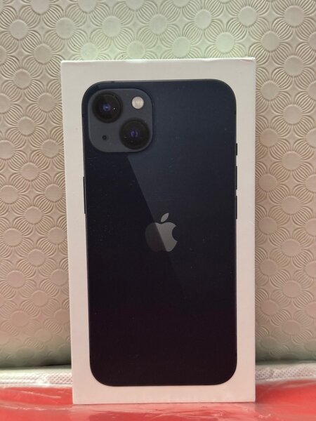 iPhone 13 CE Noir 128Go