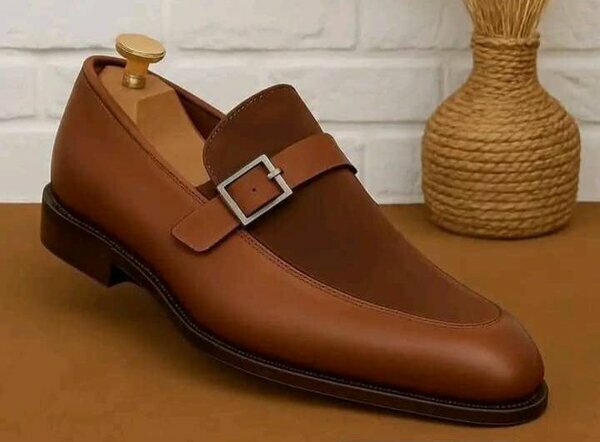 Mocassin marron à boucle