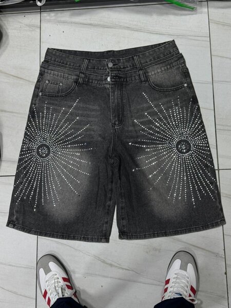 Shorts en jean avec strass