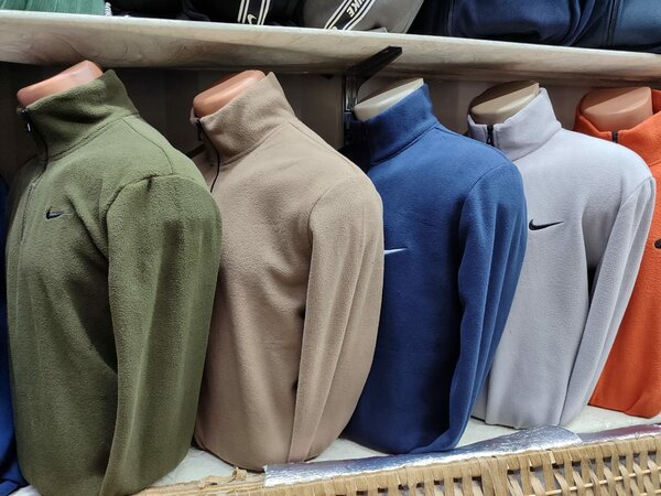 Полузамок. Ткань флис.