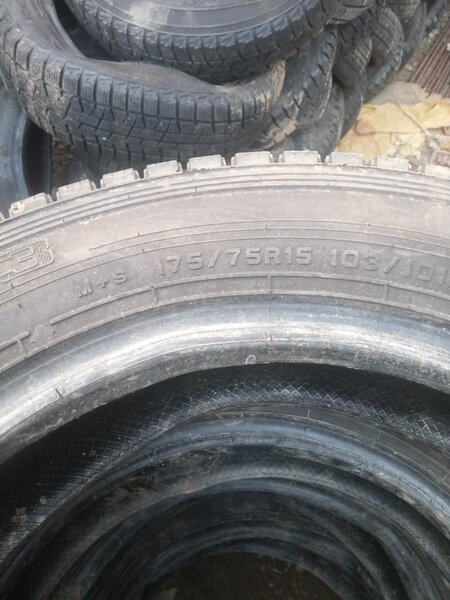 175/75R15 LT