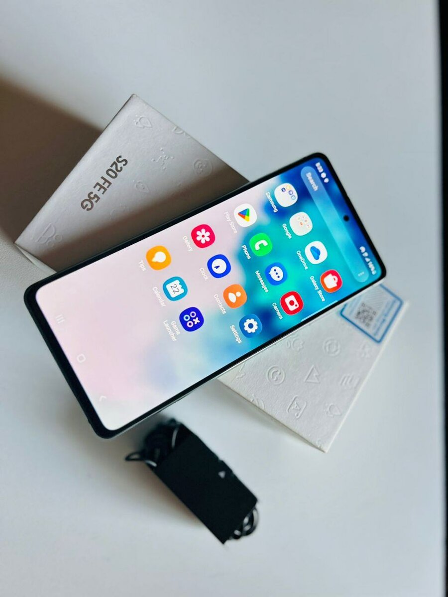 SAMSUNG GALAXY S20FE