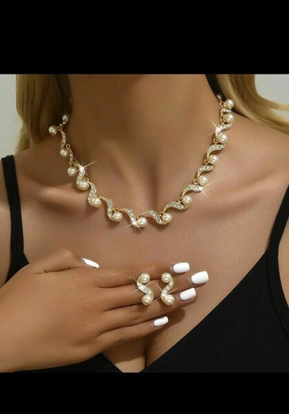 Parure Collier et Boucles Perles