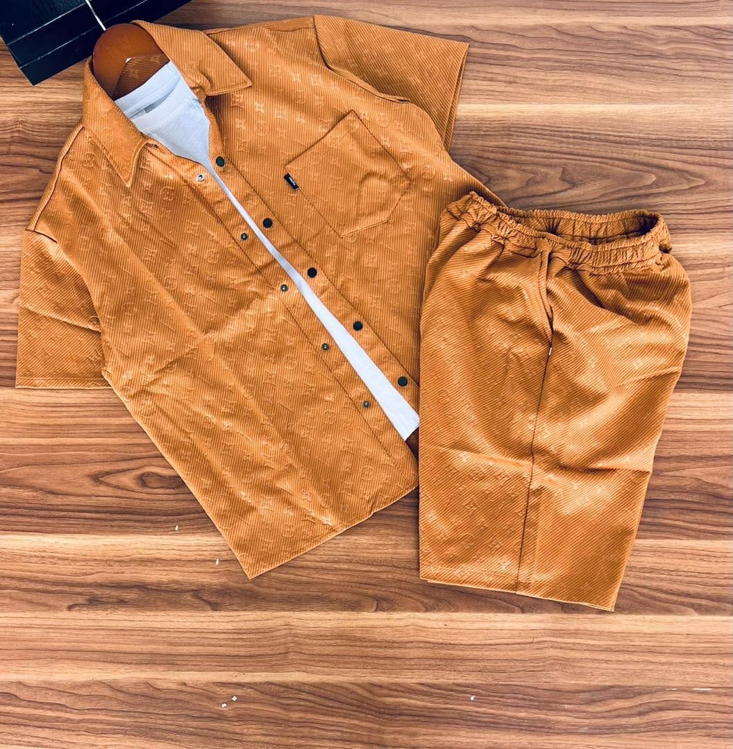 Classic top and down shorts