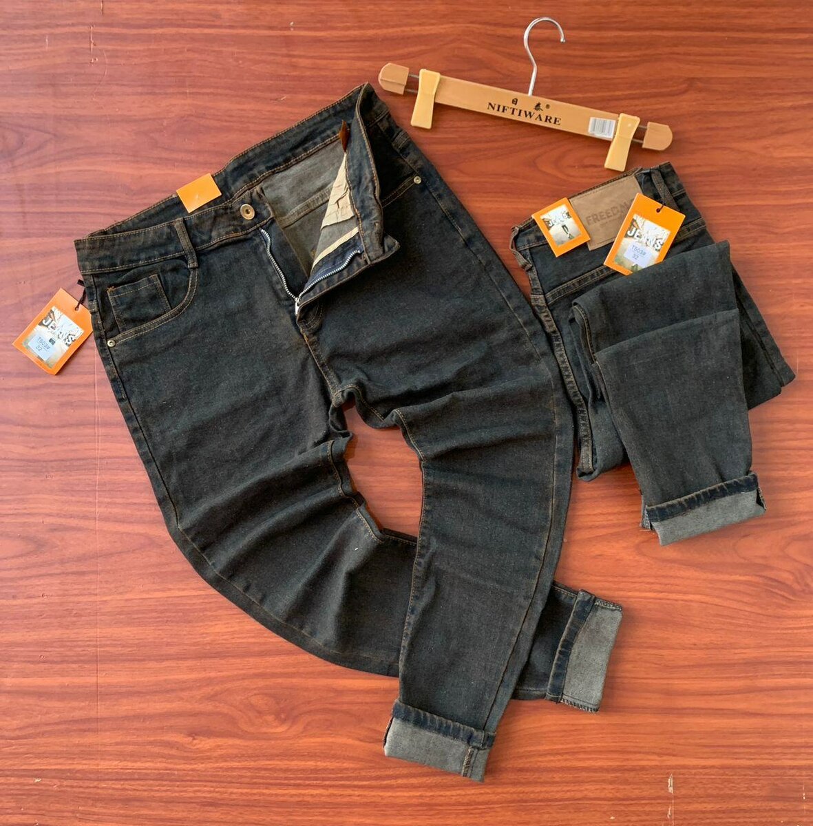 NORMAL JEANS