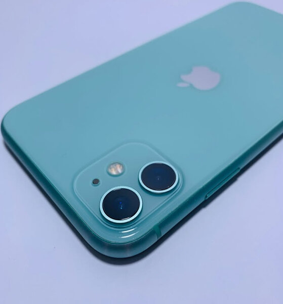 iPhone 11 Vert 64 Go