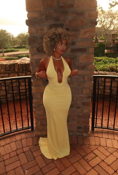 Robe élégante jaune