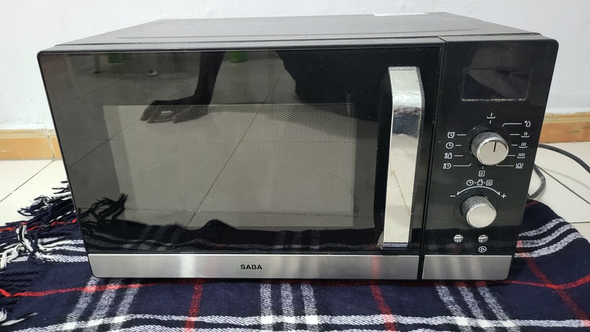 SABA Microwave Oven 20L