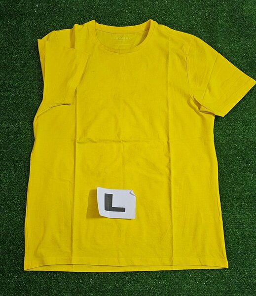 Tee-shirt jaune