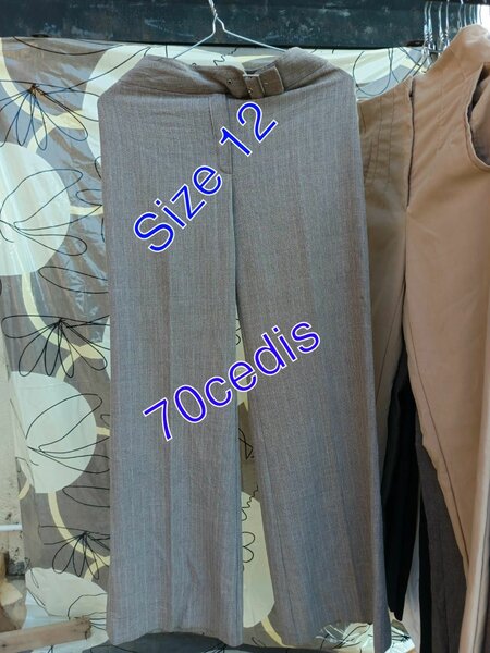 Material Trousers