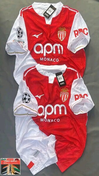 Maillots de football de clubs