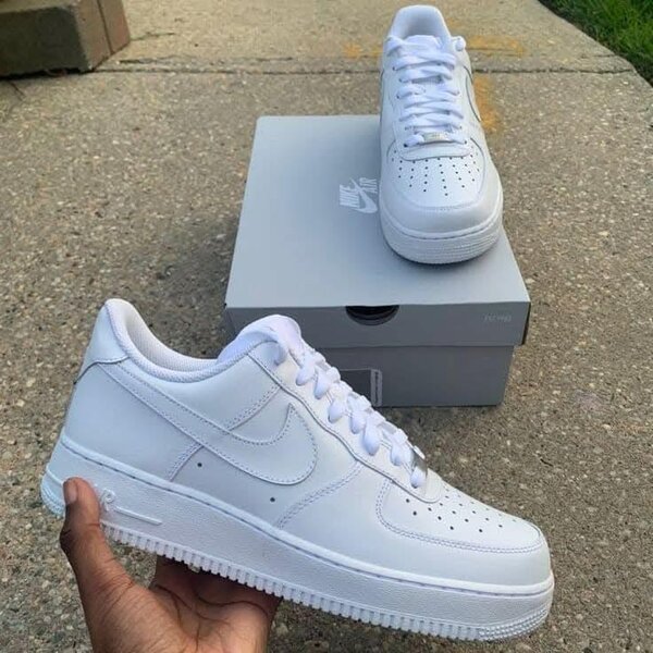 Air force blanc neige