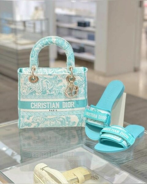 LADIES BAG WITH SANDALS