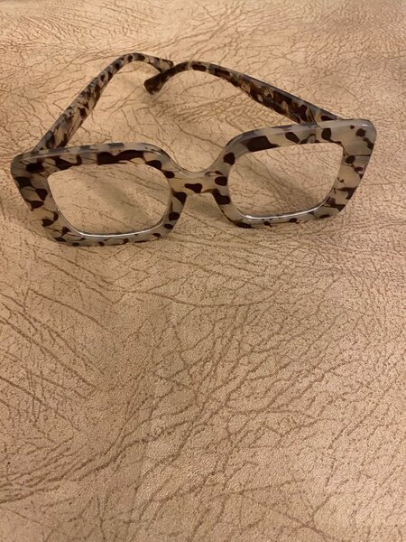 Oversized sunglasses