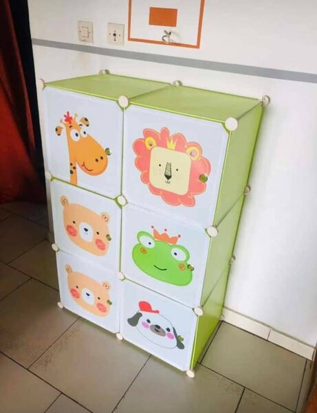 Armoire de rangement ludique pour enfants