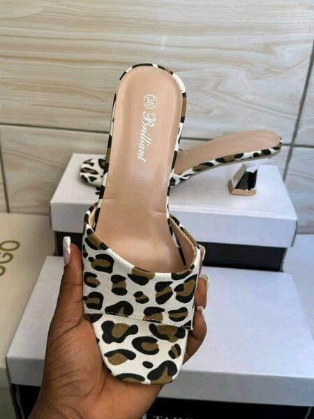 Sandales Léopard Élégantes