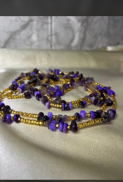 Collier en perles améthyste et or