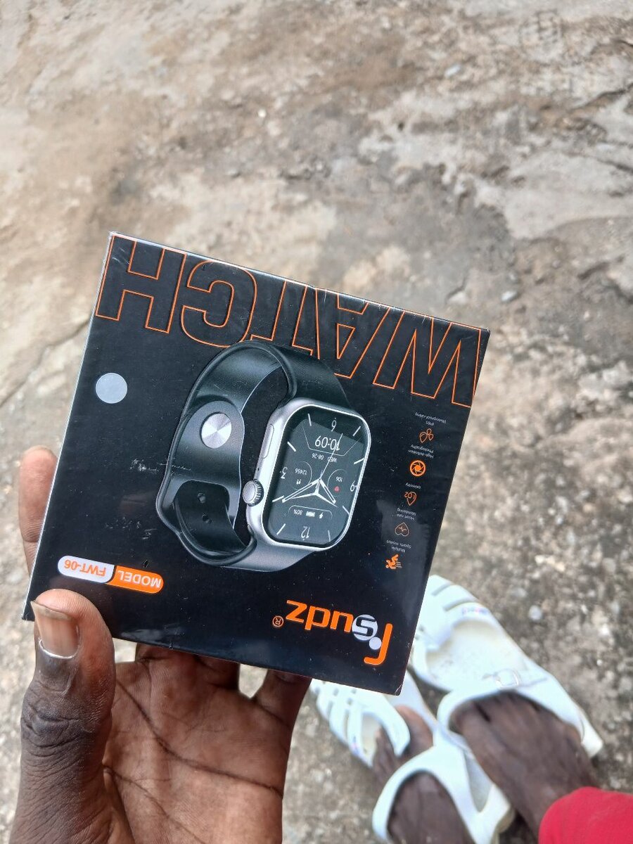 Montre Connectée FS Ludz