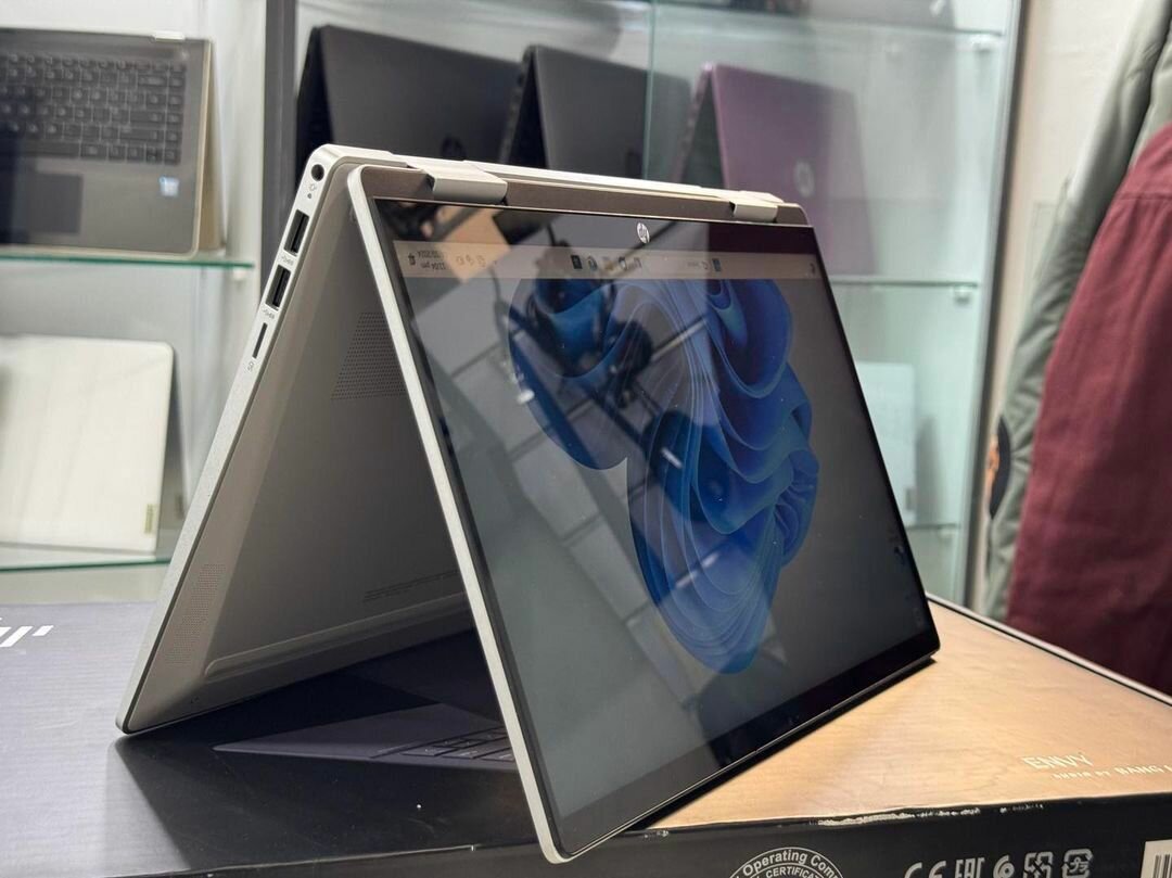 HP Pavilion x360 2in1 Touchscreen