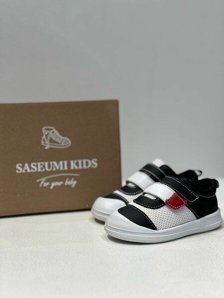 кроссовки для малышей