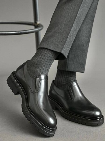 Chaussures élégantes cuir homme