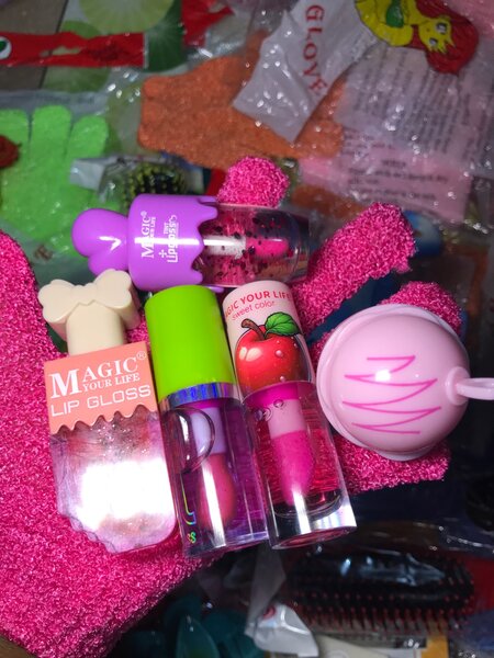 brillants à lèvres (3 à 1000)