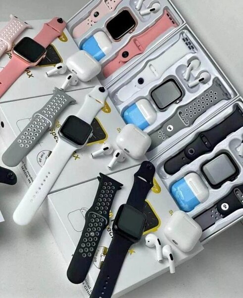 Smartwatch W26 pro max ️  NB: 2 BRACELETS        1 ECOUTEUR