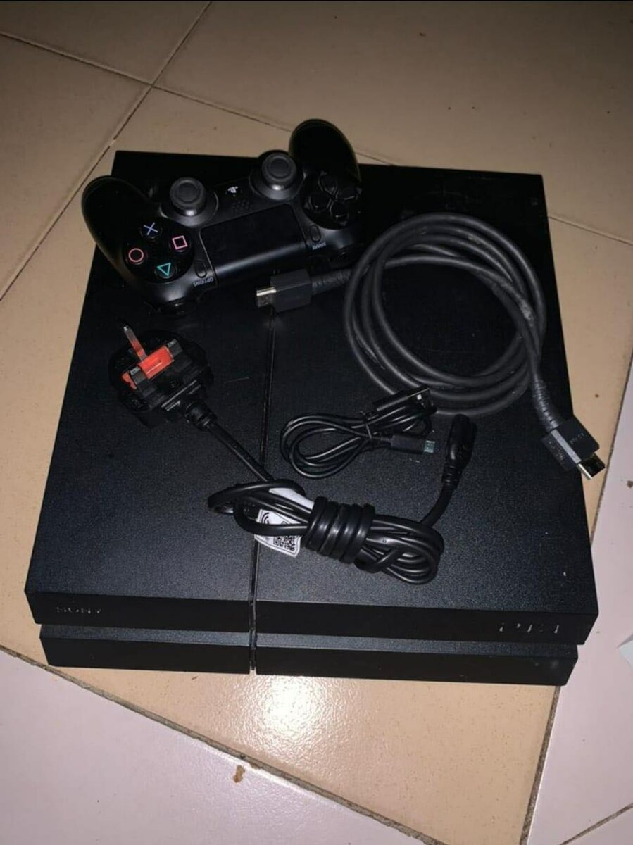 PS4 slim & ps4 standard available here