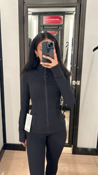 Ensemble de sport femme élégant