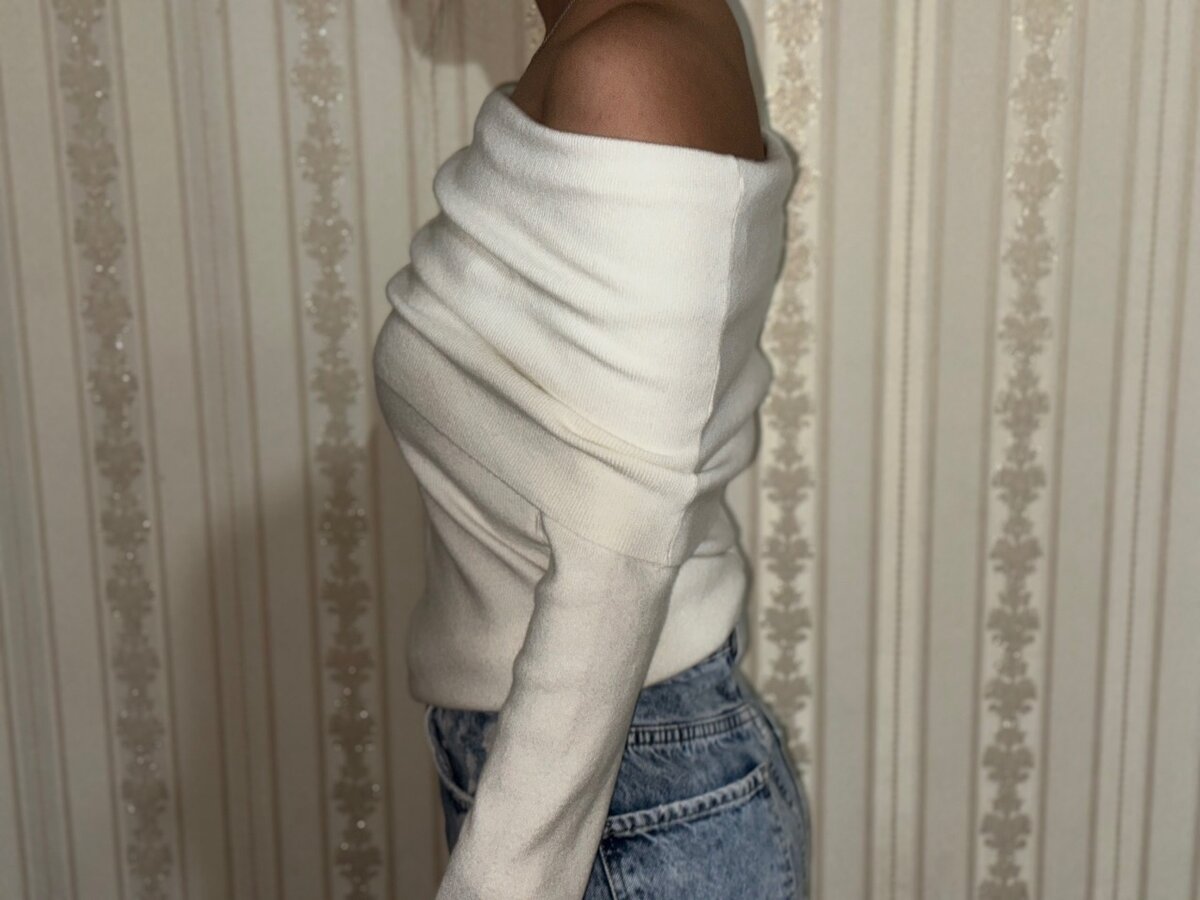 блузка со спущенными плечиками