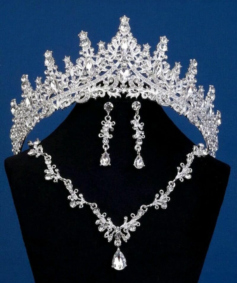 Luxury jewellery sets