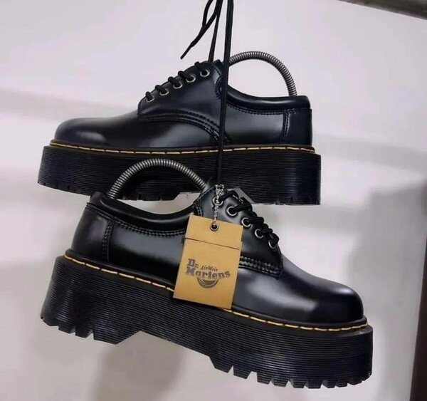 DR Martens Boots