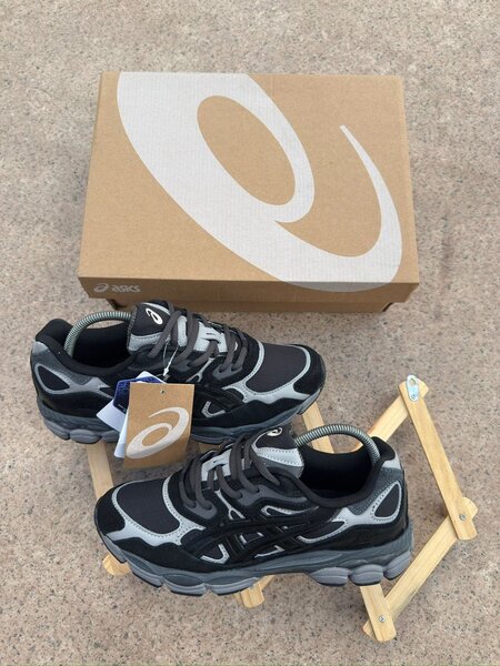 Chaussures de Sport ASICS